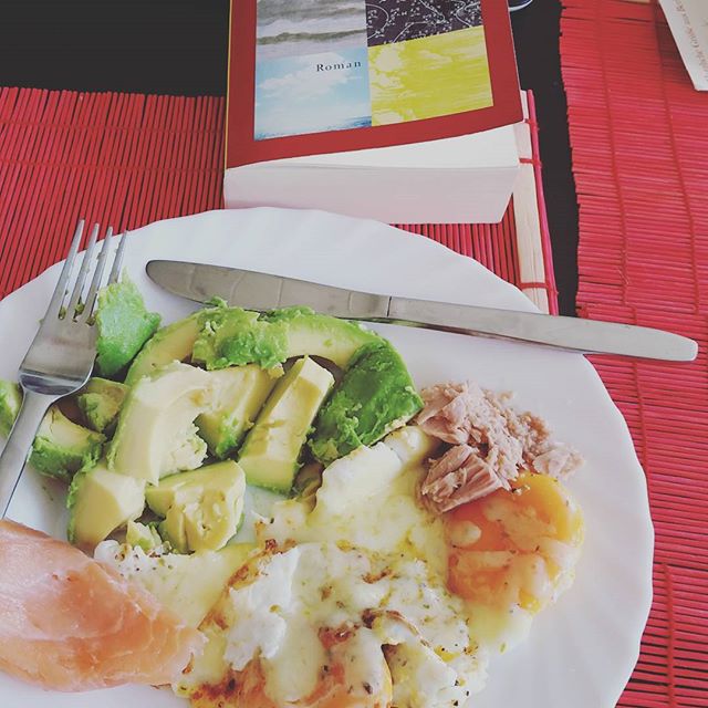 lowcarb Abendessen und Lesen  Der Wolkenatlas von David Mitchell